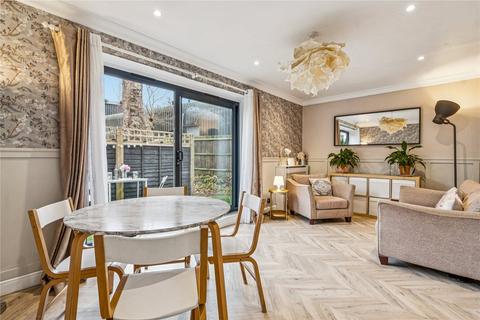 2 bedroom apartment for sale, Mayford Close, SW12