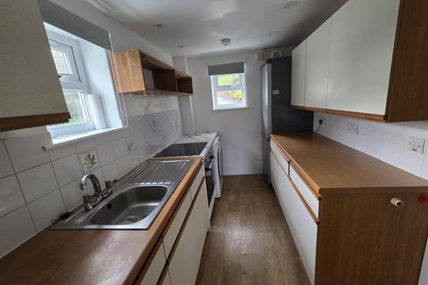 2 bedroom semi-detached house to rent, Tregony