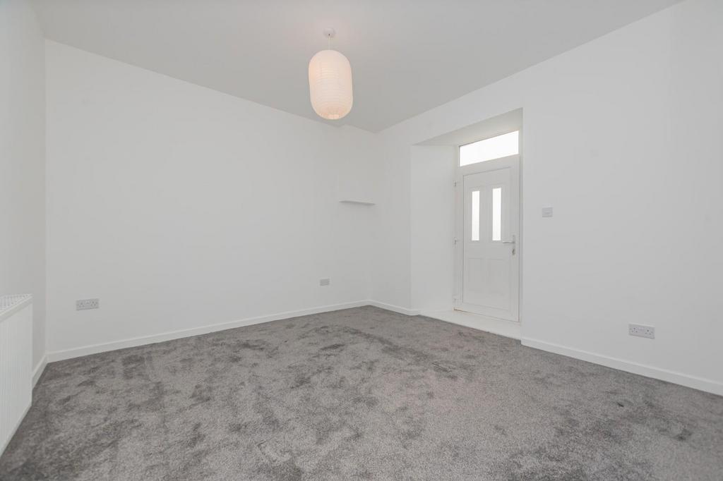 6. Bedroom 2 (1).jpg