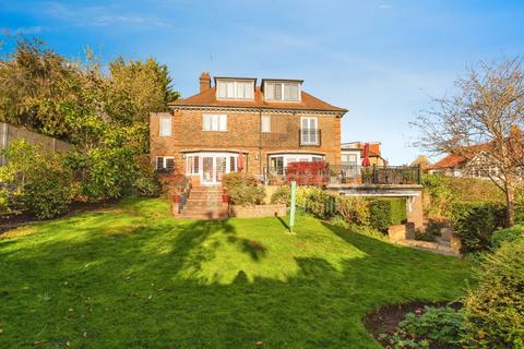 5 bedroom detached house for sale, Linden Road, London N10