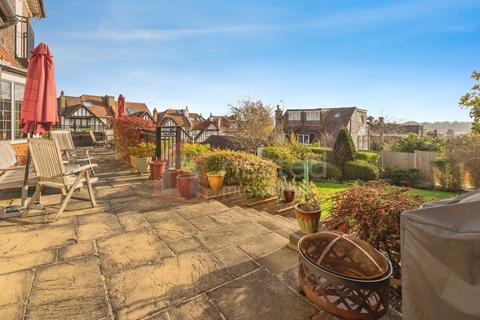 5 bedroom detached house for sale, Linden Road, London N10