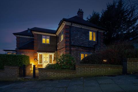 5 bedroom detached house for sale, Linden Road, London N10