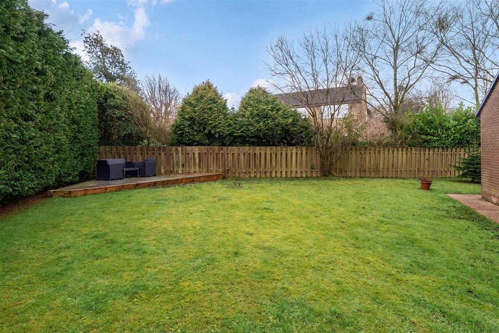 Side and rear external