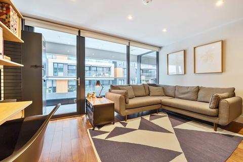 2 bedroom apartment for sale, Lambarde Square, Greenwich