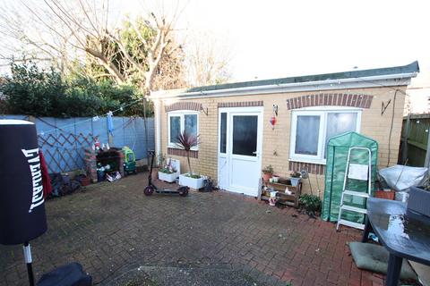 4 bedroom semi-detached house for sale, Holland Road, Clacton on Sea, CO15
