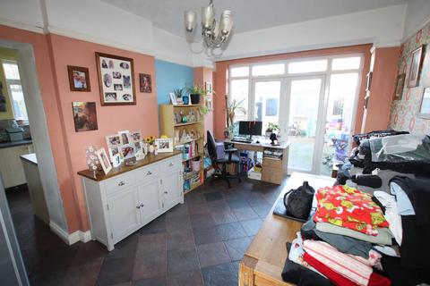 4 bedroom semi-detached house for sale, Holland Road, Clacton on Sea, CO15