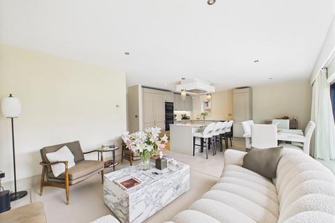 4 bedroom detached house for sale, Loxley Road, Stratford upon Avon CV37