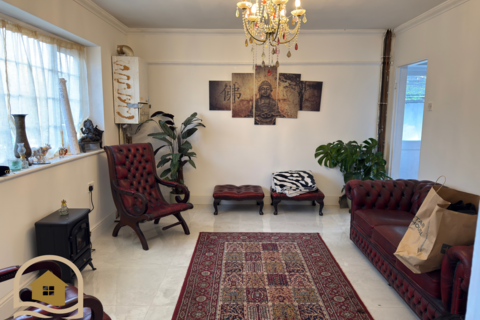 undefined, Ferry Lane,  Staines-upon-Thames, TW19