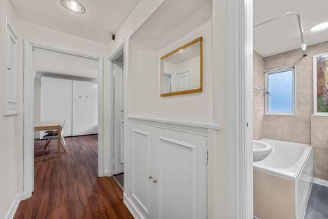 undefined, University Street, London WC1E