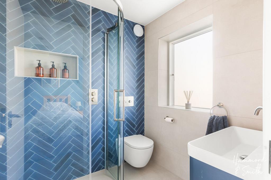 Ensuite Shower Room