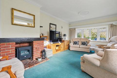 2 bedroom semi-detached bungalow for sale, The Ridge, Chelmsford CM3