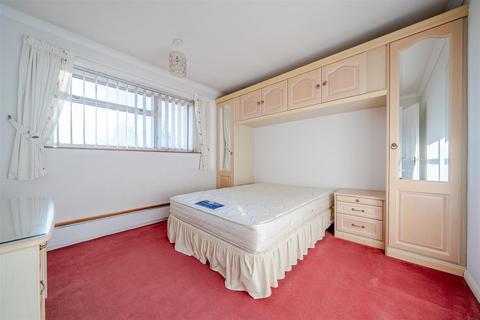 3 bedroom detached house for sale, Gatland Lane, Maidstone