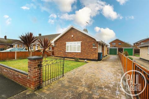 2 bedroom detached bungalow for sale, Fern Avenue, Oulton Broad, NR32
