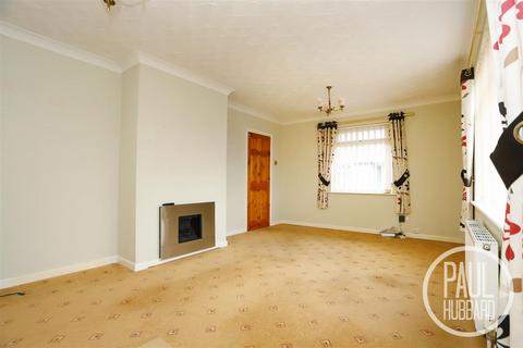 2 bedroom detached bungalow for sale, Fern Avenue, Oulton Broad, NR32