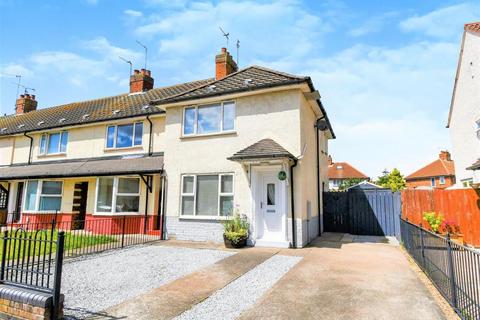 3 bedroom semi-detached house for sale, Grantley Grove, Hull, HU9