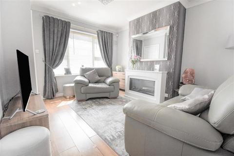 3 bedroom semi-detached house for sale, Grantley Grove, Hull, HU9