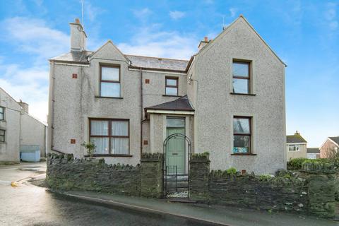 3 bedroom semi-detached house for sale, London Road, Holyhead LL65