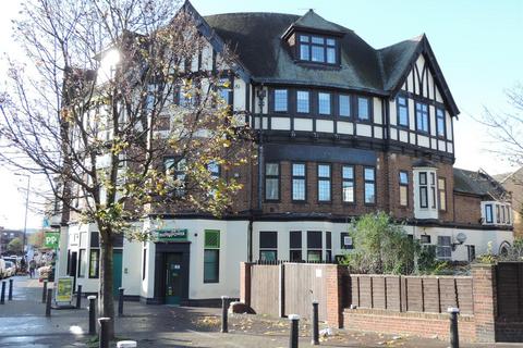 1 bedroom apartment to rent, Lordship Lane, London