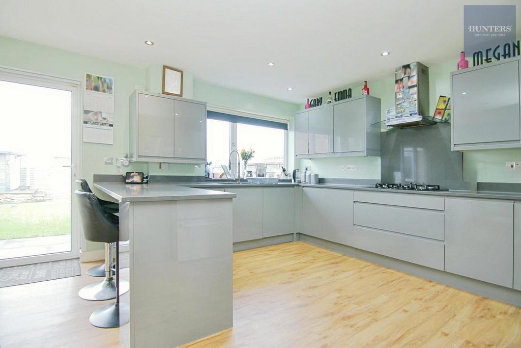 Kitchen diner