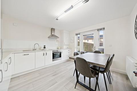 3 bedroom end of terrace house for sale, Cavanata Place, Thornton View, G74