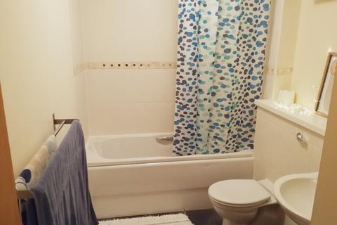 3 bedroom flat to rent, Waterfront Park, Granton, Edinburgh, EH5