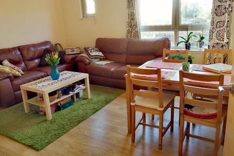 3 bedroom flat to rent, Waterfront Park, Granton, Edinburgh, EH5