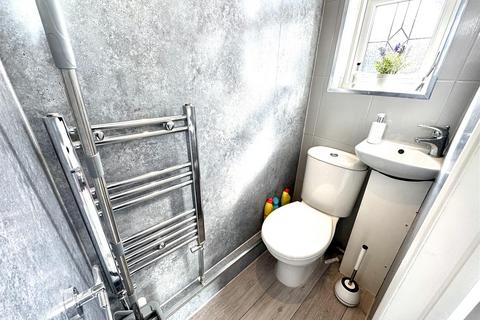 3 bedroom detached house for sale, Woolwich Road, Upper Belvedere DA17