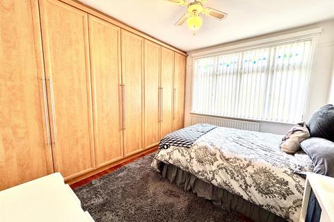 3 bedroom detached house for sale, Woolwich Road, Upper Belvedere DA17