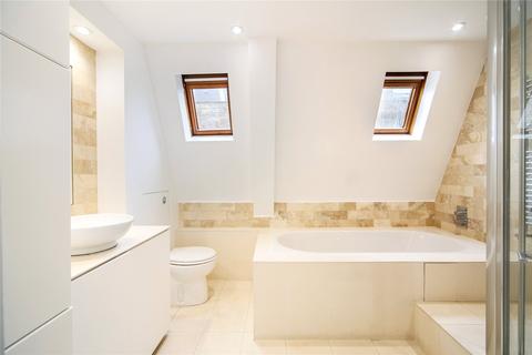 3 bedroom flat for sale, Avonmore Place London W14