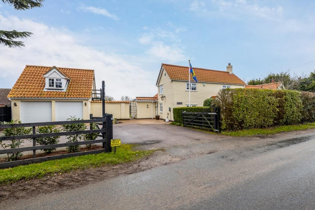 127 Middlegate Road (Frampton)-6