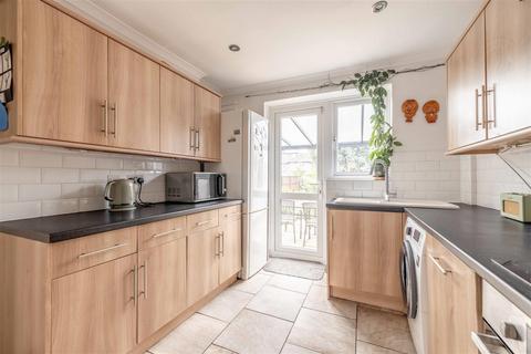 4 bedroom semi-detached bungalow for sale, Smiths Lane, Windsor