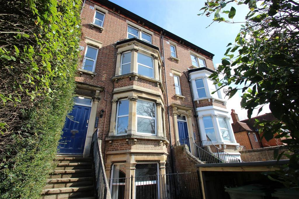 221 Iffley exterior.jpg