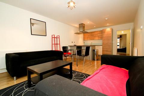2 bedroom apartment to rent, Mostyn Grove, London
