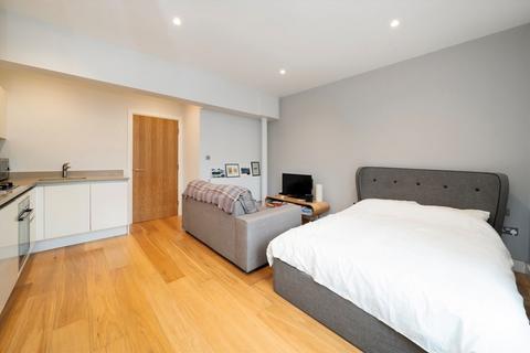 1 bedroom flat for sale, Dunford Road, London N7