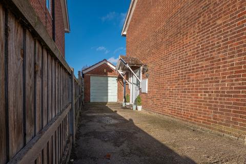3 bedroom detached house for sale, Hawthorn Avenue, Grimston, King's Lynn, Norfolk, PE32
