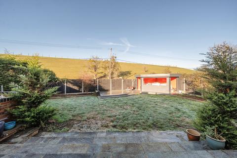 3 bedroom bungalow for sale, Walnut Tree Road, Shepperton, TW17