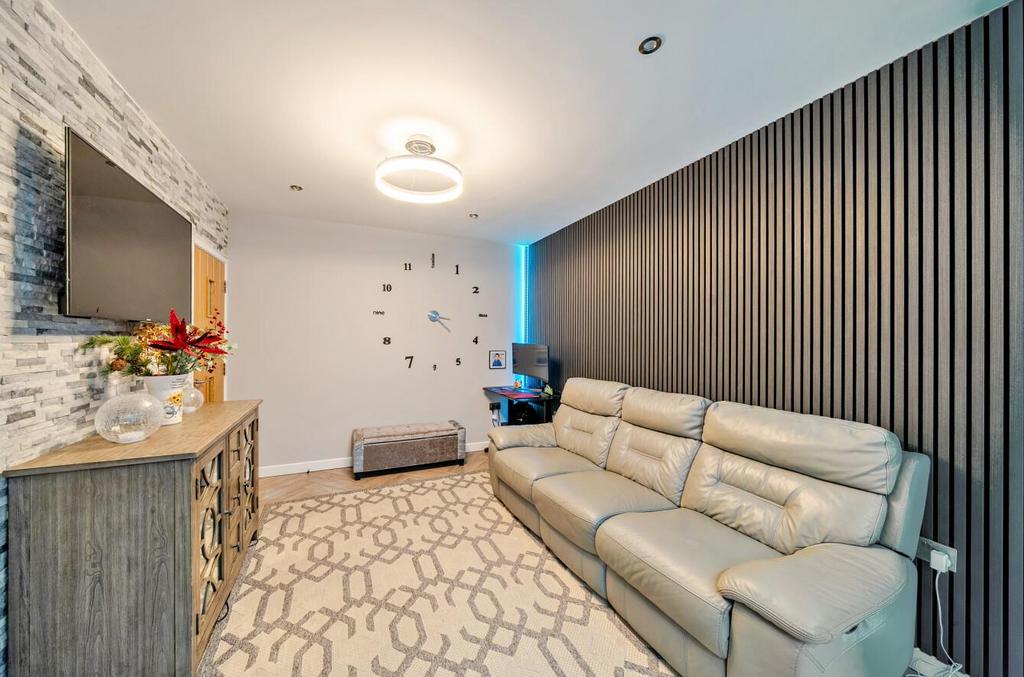 Davidson Frost-Wellings, DFW, Camrose Avenue, Edgw