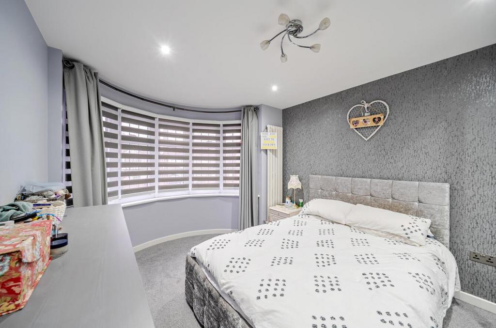 Davidson Frost-Wellings, DFW, Camrose Avenue, Edgw