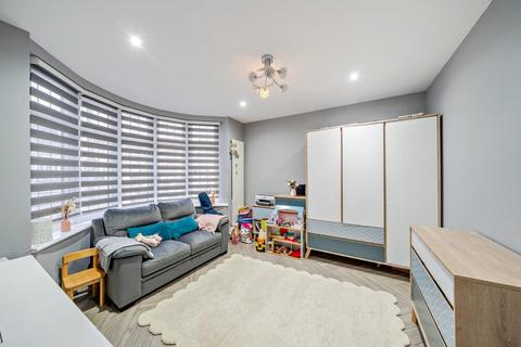undefined, Camrose Avenue, Edgware HA8