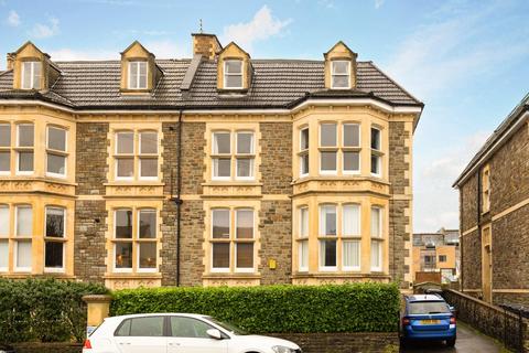 2 bedroom flat for sale, Iddesleigh Road, Redland