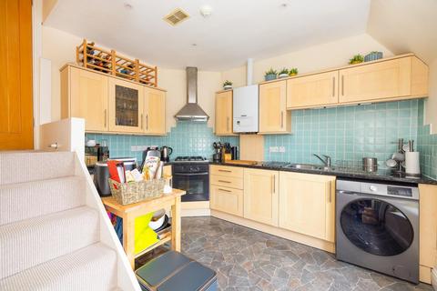 2 bedroom flat for sale, Iddesleigh Road, Redland