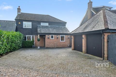 4 bedroom detached house for sale, Highfields Mead, Chelmsford CM3