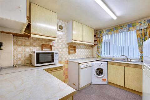 3 bedroom semi-detached house for sale, High Street, Kimberley, Nottingham