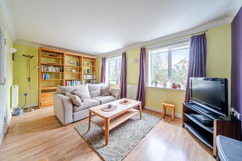 4 bedroom end of terrace house for sale, The Dell, Southampton, Hampshire, SO15
