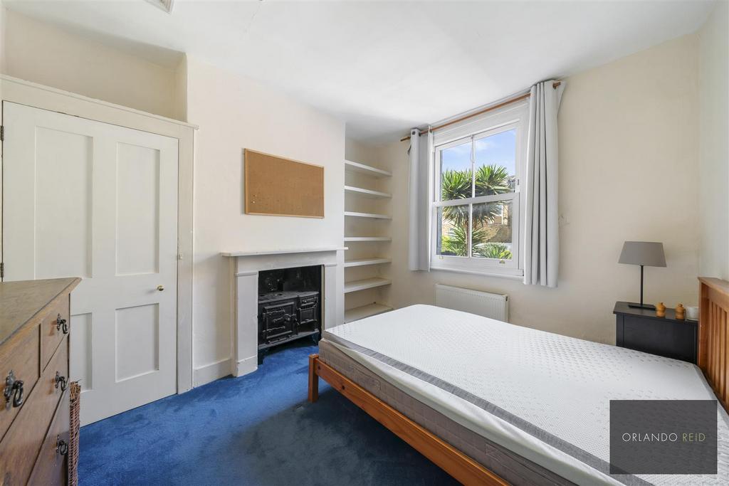 36 Burgoyne Road SW9 9 QJ-10.jpg
