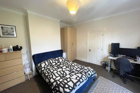 undefined, Morris Lane (Room 4), West Yorkshire LS5