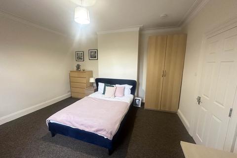 undefined, Morris Lane (Room 4), West Yorkshire LS5