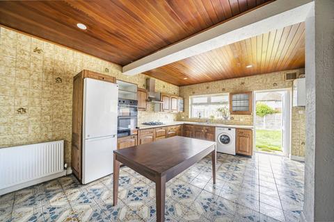 3 bedroom semi-detached house for sale, Melrose Gardens, Edgware, HA8