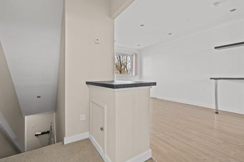 2 bedroom flat to rent, Hazel Road, Banknock, FK4