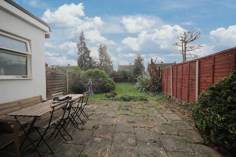 1 bedroom flat to rent, Fords Grove, Winchmore Hill N21